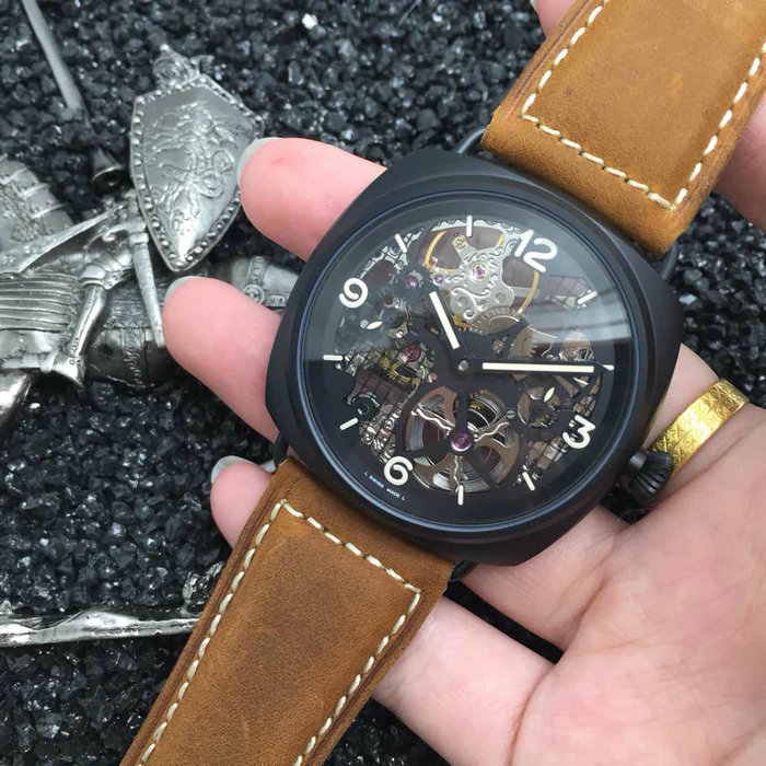 沛纳海Panerai自动机械表钛金属表壳